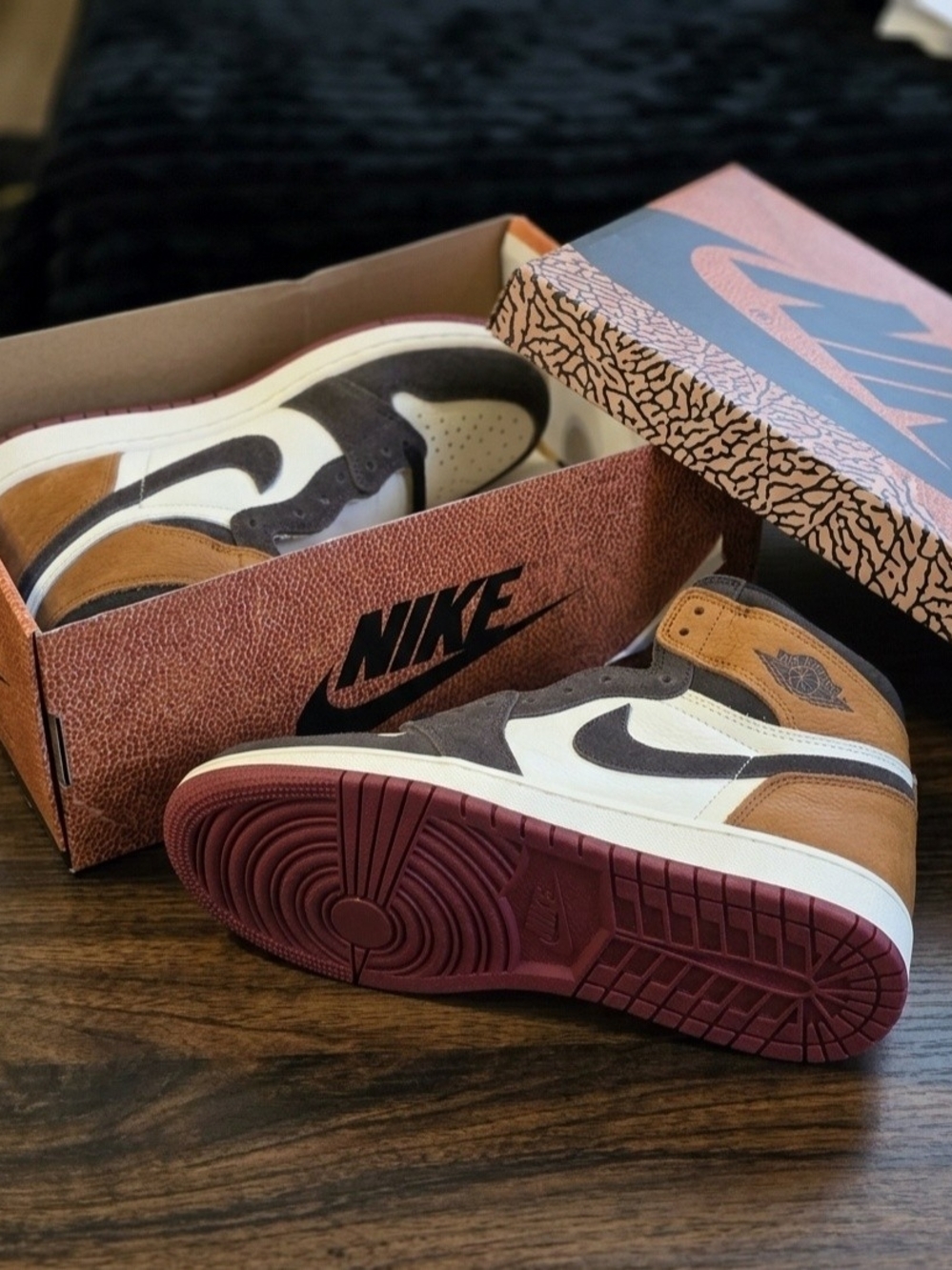 Nike Air Jordan 1 High Brown/White/Maroon Men's 6.5 Women's 8 Sneakers